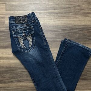 Like new worn 1x Dark Blue Women’s Embroidered Pocket Jeans